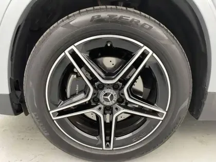 Photo 85 Mercedes GLA  250 e Hybrid EQ 8G-DCT