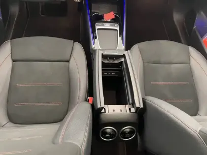 Photo 29 Mercedes GLA  250 e Hybrid EQ 8G-DCT