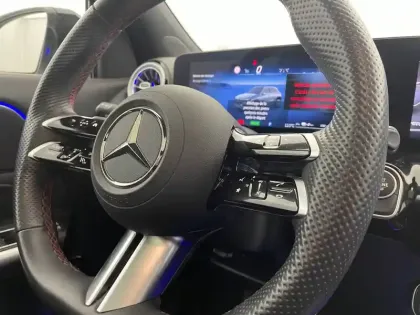 Photo 24 Mercedes GLA  250 e Hybrid EQ 8G-DCT