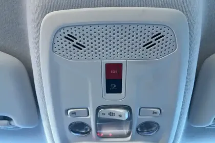 Photo 92 Peugeot 208  PureTech 100 S&S BVM6