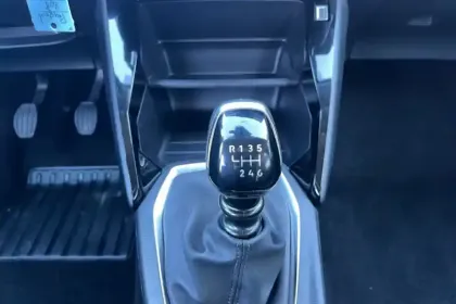 Photo 21 Peugeot 208 Gén. II Ph2 Active 5