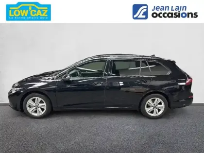 Photo 7 Volkswagen Golf  SW 1.5 eTSI OPF 130 DSG7