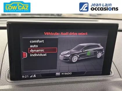 Photo 61 Audi A3  Sportback 40 e-tron 204 S tronic 6