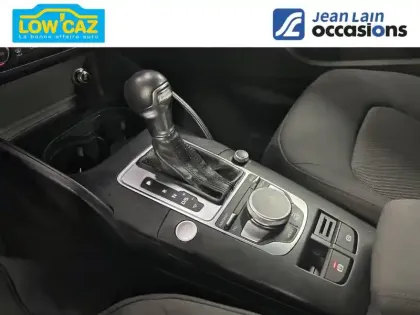 Photo 15 Audi A3 Gén. III Ph2 Business line 5