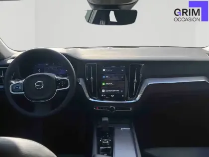 Photo 48 Volvo V60  B4 197 ch DCT7