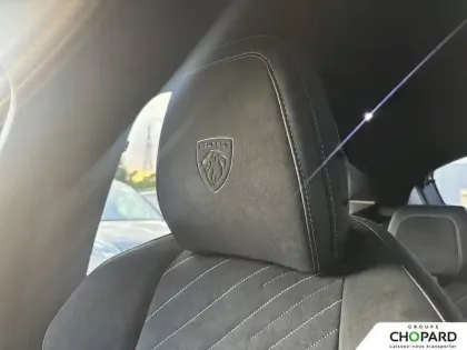 Photo 16 Peugeot 3008  Hybrid 136 e-DCS6