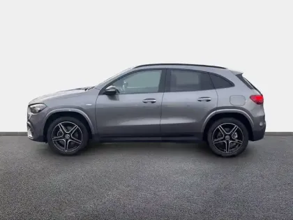 Photo 38 Mercedes GLA  250 e Hybrid EQ 8G-DCT