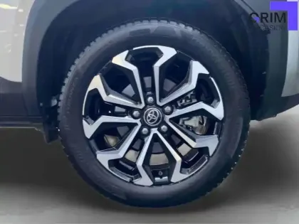 Photo 15 Toyota Yaris  Cross Hybride 116h AWD-i