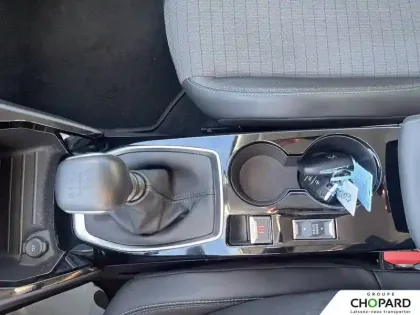 Photo 15 Peugeot 2008  PureTech 100 S&S BVM6