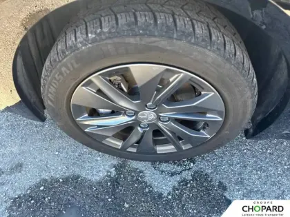 Photo 32 Peugeot 208 Gén. II Ph1 NG Style 5