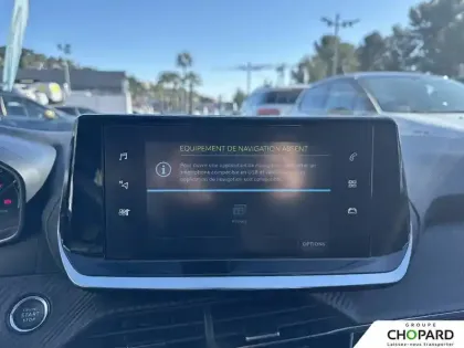 Photo 12 Peugeot 208  Electrique 50 kWh 136ch