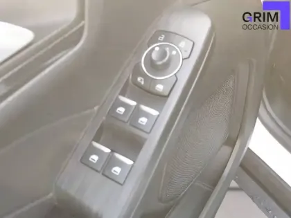 Photo 22 Ford Kuga  2.5 Duratec 190 ch FlexiFuel FHEV E85 Powershift