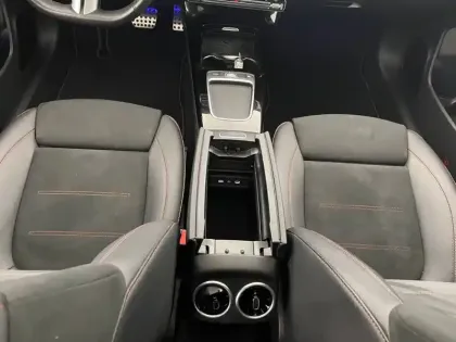 Photo 29 Mercedes CLA  Coupé 250 e 8G-DCT