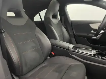 Photo 28 Mercedes CLA  Coupé 250 e 8G-DCT