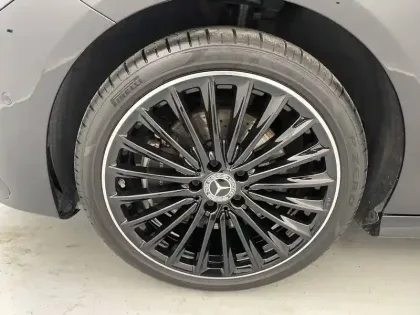 Photo 17 Mercedes CLA  Coupé 250 e 8G-DCT