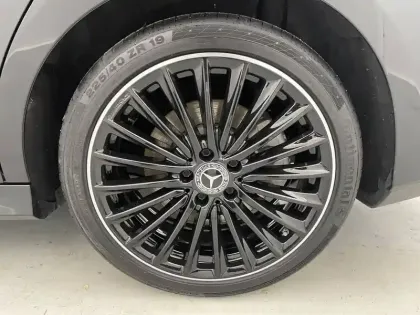 Photo 16 Mercedes CLA  Coupé 250 e 8G-DCT