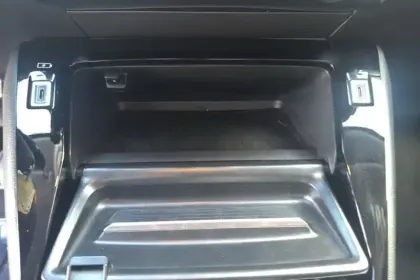 Photo 44 Peugeot 208 Gén. II Ph2 Allure 5