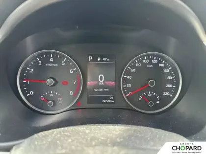 Photo 16 Kia Rio  1.0 T-GDi 100 ch DCT7