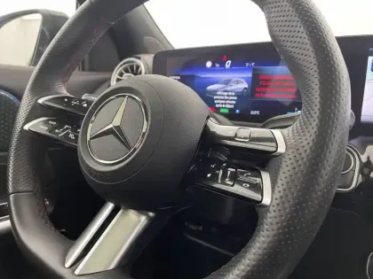 Photo 24 Mercedes EQA  250+