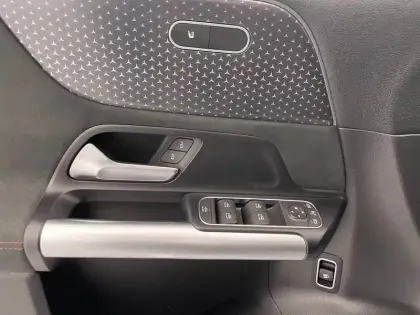 Photo 27 Mercedes EQA  250+