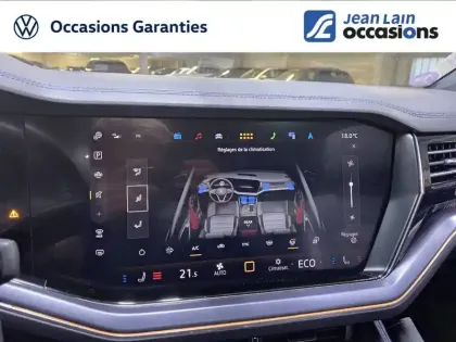 Photo 19 Volkswagen Touareg  3.0 V6 eHybrid 462 ch Tiptronic 8 4Motion