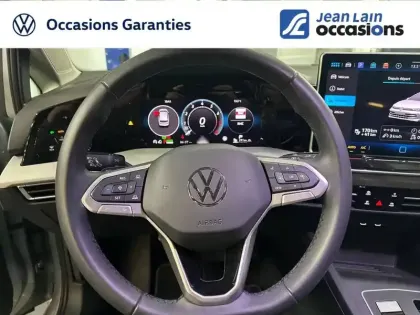 Photo 18 Volkswagen Golf  1.5 eHybrid 204 DSG6