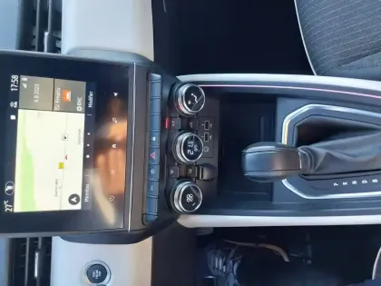 Photo 12 Renault Clio  E-Tech hybride 145