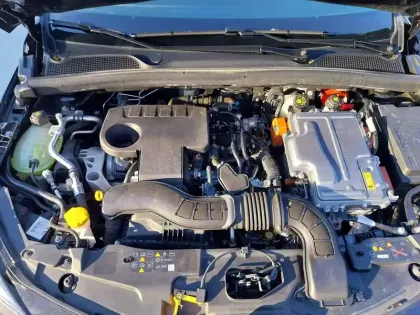 Photo 24 Renault Clio  E-Tech hybride 145