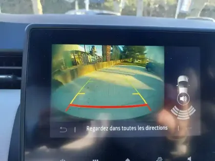 Photo 13 Renault Clio  E-Tech hybride 145