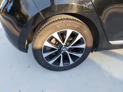 Photo 6 Renault Clio  E-Tech hybride 145