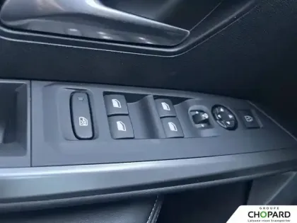 Photo 15 Peugeot 3008  Hybrid 145 e-DCS6