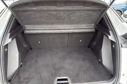 Photo 54 Peugeot 2008  PureTech 130 S&S EAT8