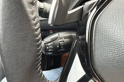 Photo 43 Peugeot 2008  PureTech 130 S&S EAT8