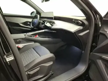 Photo 30 Peugeot 3008  Hybrid 136 e-DCS6