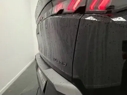 Photo 35 Peugeot 3008  Hybrid 136 e-DCS6