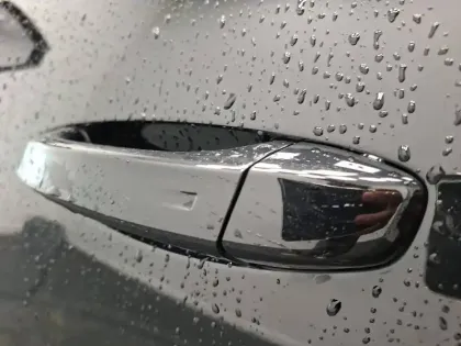 Photo 34 Peugeot 3008  Hybrid 136 e-DCS6