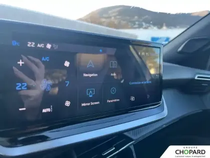 Photo 42 Peugeot 2008  100 S&S BVM6