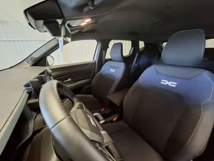 Photo 8 Dacia Duster  Hybrid 140