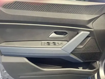 Photo 65 Dacia Duster  Hybrid 140