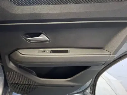 Photo 80 Dacia Duster  Hybrid 140