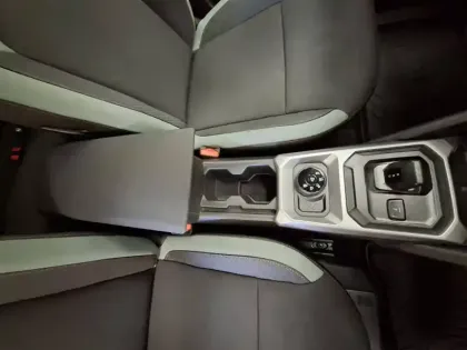 Photo 55 Dacia Duster  Hybrid-G 150 4x4