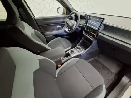 Photo 12 Dacia Duster  Hybrid-G 150 4x4