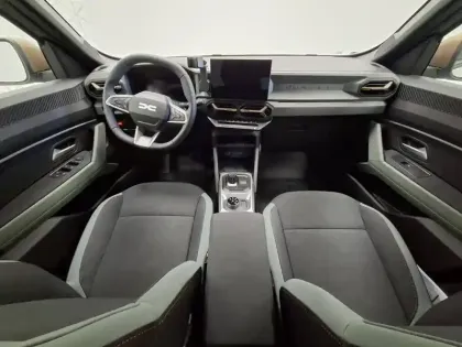 Photo 35 Dacia Duster  Hybrid-G 150 4x4