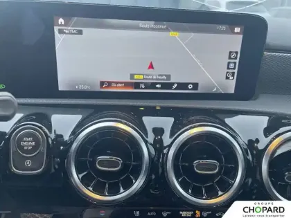 Photo 13 Mercedes Classe A  180 d 8G-DCT