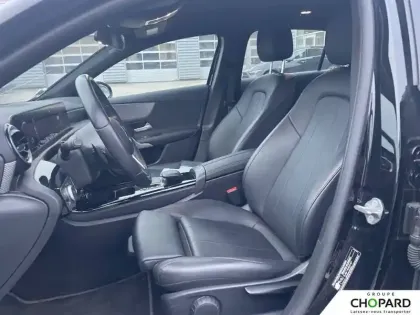 Photo 10 Mercedes Classe A  180 d 8G-DCT