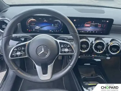 Photo 11 Mercedes Classe A  180 d 8G-DCT