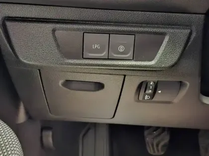 Photo 33 Dacia Sandero  ECO-G 100 GSR2