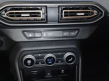 Photo 33 Dacia Sandero  ECO-G 100 GSR2