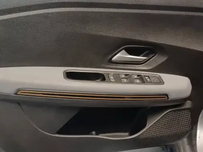 Photo 31 Dacia Sandero  ECO-G 100 GSR2