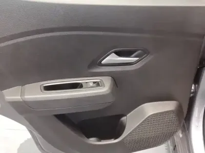 Photo 84 Dacia Sandero  ECO-G 100 GSR2